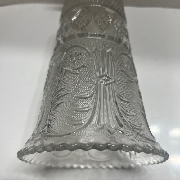 Duncan and Miller Sandwich Clear Glass Vase - Picture 11 of 12